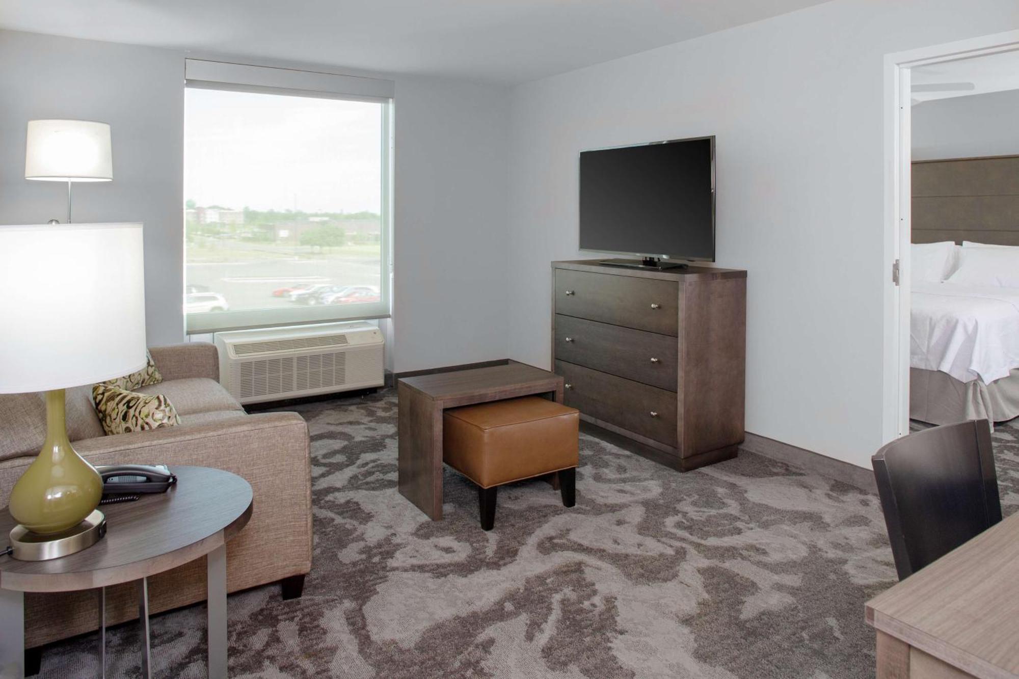 Homewood Suites By Hilton Lansing Eastwood Exterior foto